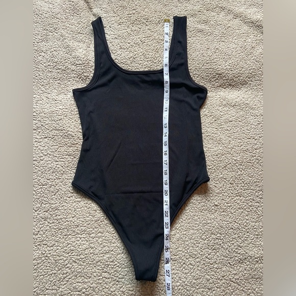 🌸 Amazon 🌸 black ribbed bodysuit - Picture 8 of 8